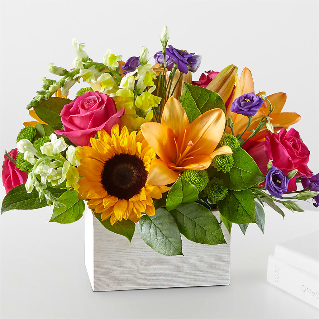 Best Day Box Bouquet – ALISA'S UNIQUE DESIGNS, Spencer WV