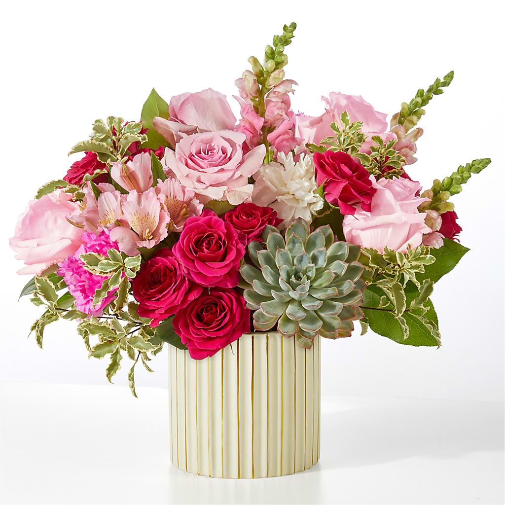 Magenta Musings Bouquet – ALISA'S UNIQUE DESIGNS, Spencer WV