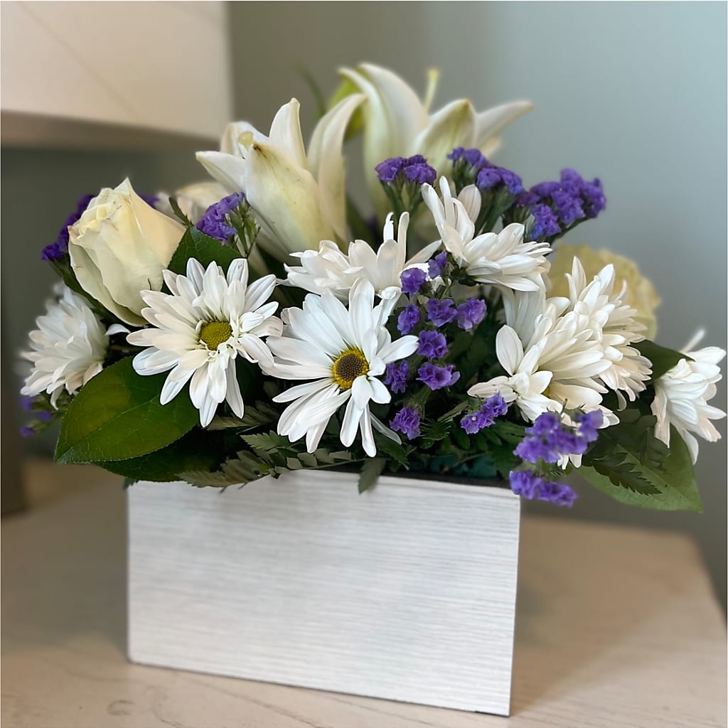 Beyond Blue Box Bouquet – ALISA'S UNIQUE DESIGNS, Spencer WV