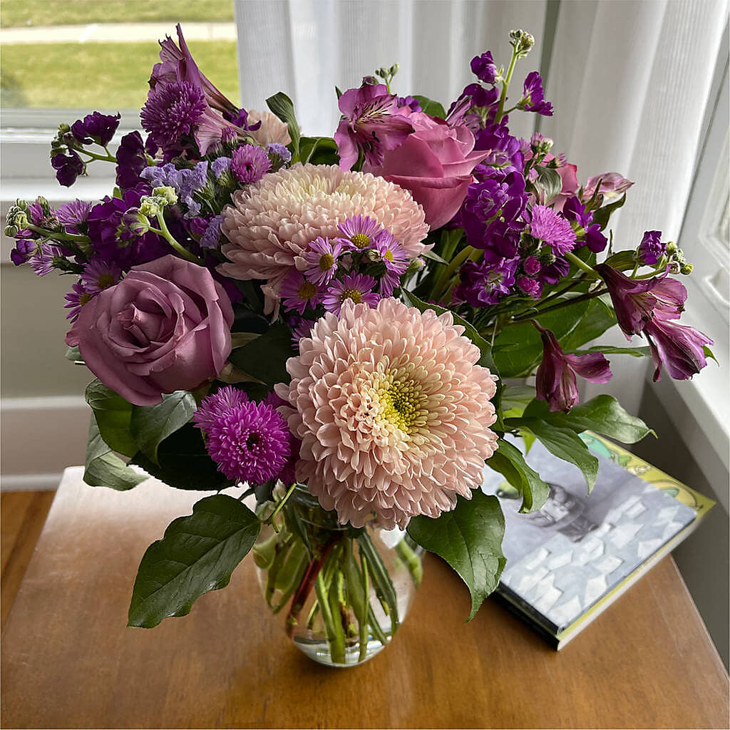 Ultraviolet Bouquet – ALISA'S UNIQUE DESIGNS, Spencer WV