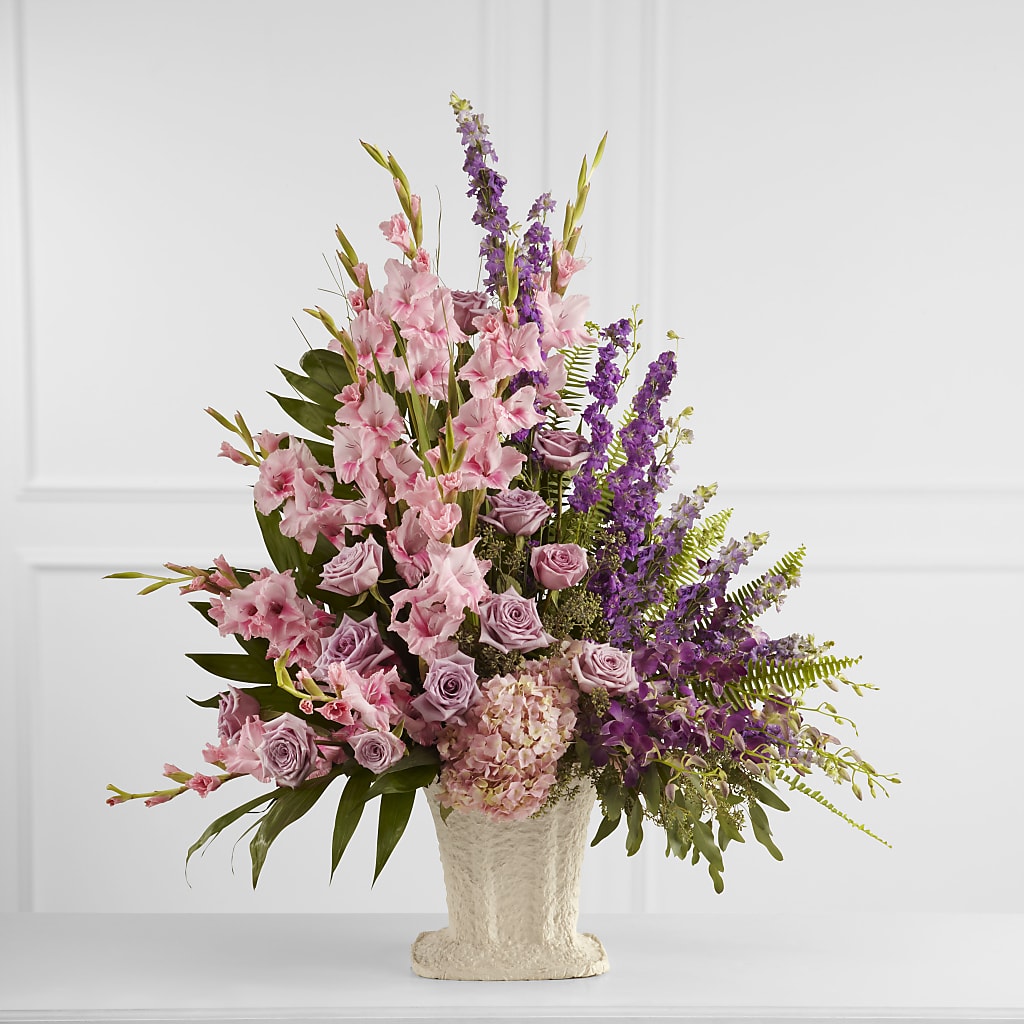 Flowing Garden Arrangement – ALISA'S UNIQUE DESIGNS, Spencer WV