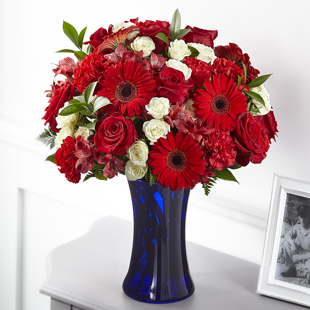 Hearts Embrace Bouquet – ALISA'S UNIQUE DESIGNS, Spencer WV