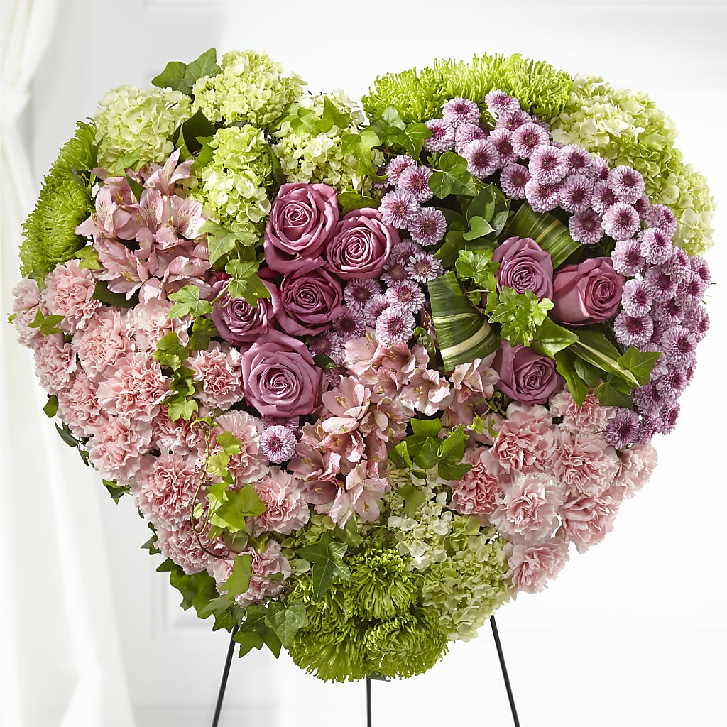 Heartwarming Standing Heart – ALISA'S UNIQUE DESIGNS, Spencer WV