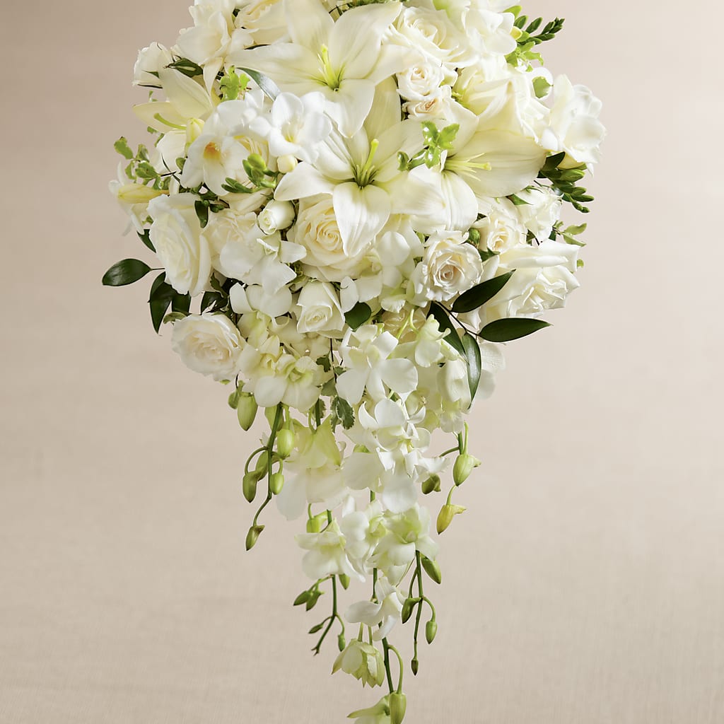 White Wonders Bouquet – ALISA'S UNIQUE DESIGNS, Spencer WV