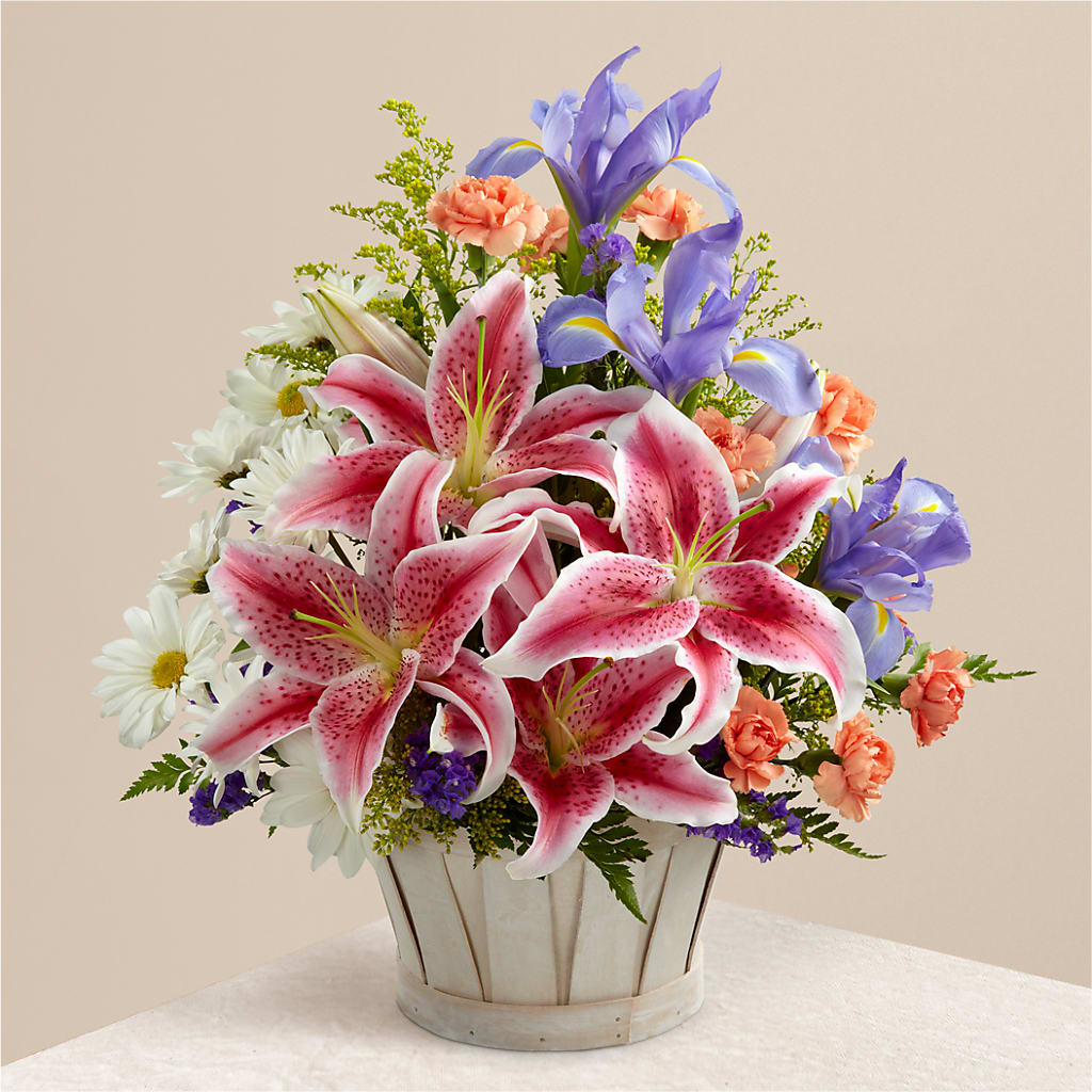 The Wondrous Nature Bouquet – ALISA'S UNIQUE DESIGNS, Spencer WV