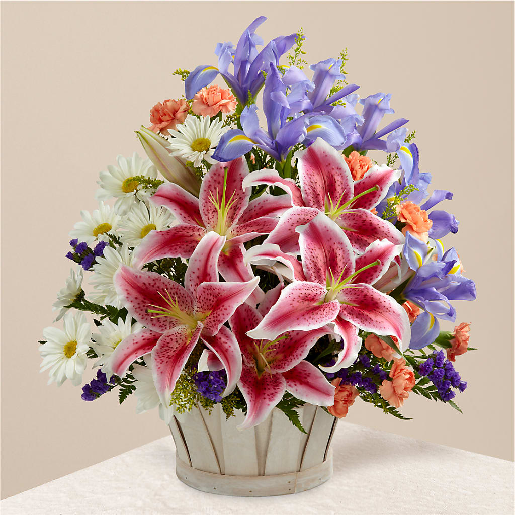 The Wondrous Nature Bouquet – ALISA'S UNIQUE DESIGNS, Spencer WV