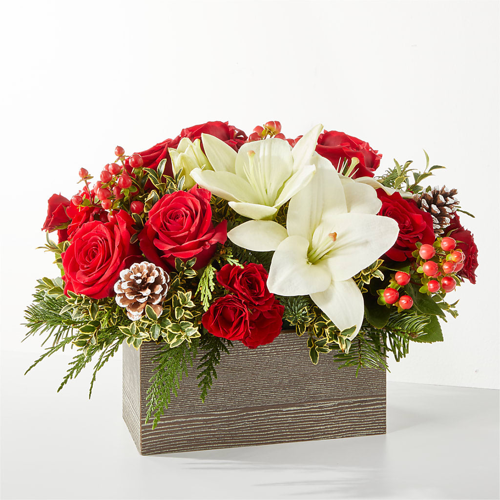 Snowy Wonderland Bouquet – ALISA'S UNIQUE DESIGNS, Spencer WV