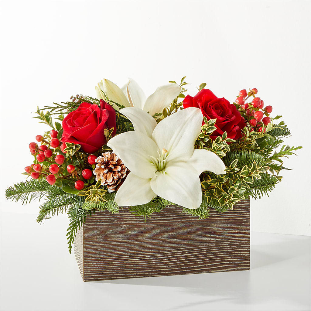 Snowy Wonderland Bouquet – ALISA'S UNIQUE DESIGNS, Spencer WV