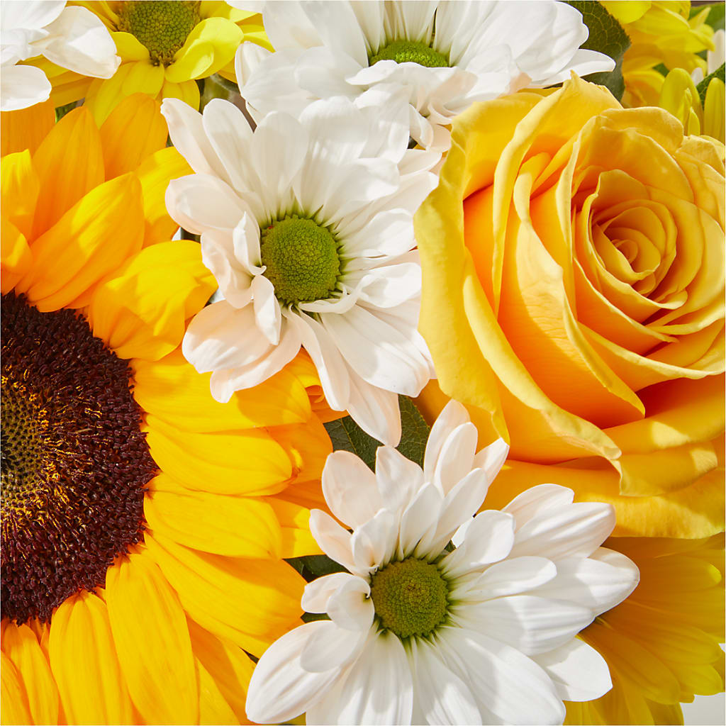 Be Happy Bouquet – ALISA'S UNIQUE DESIGNS, Spencer WV