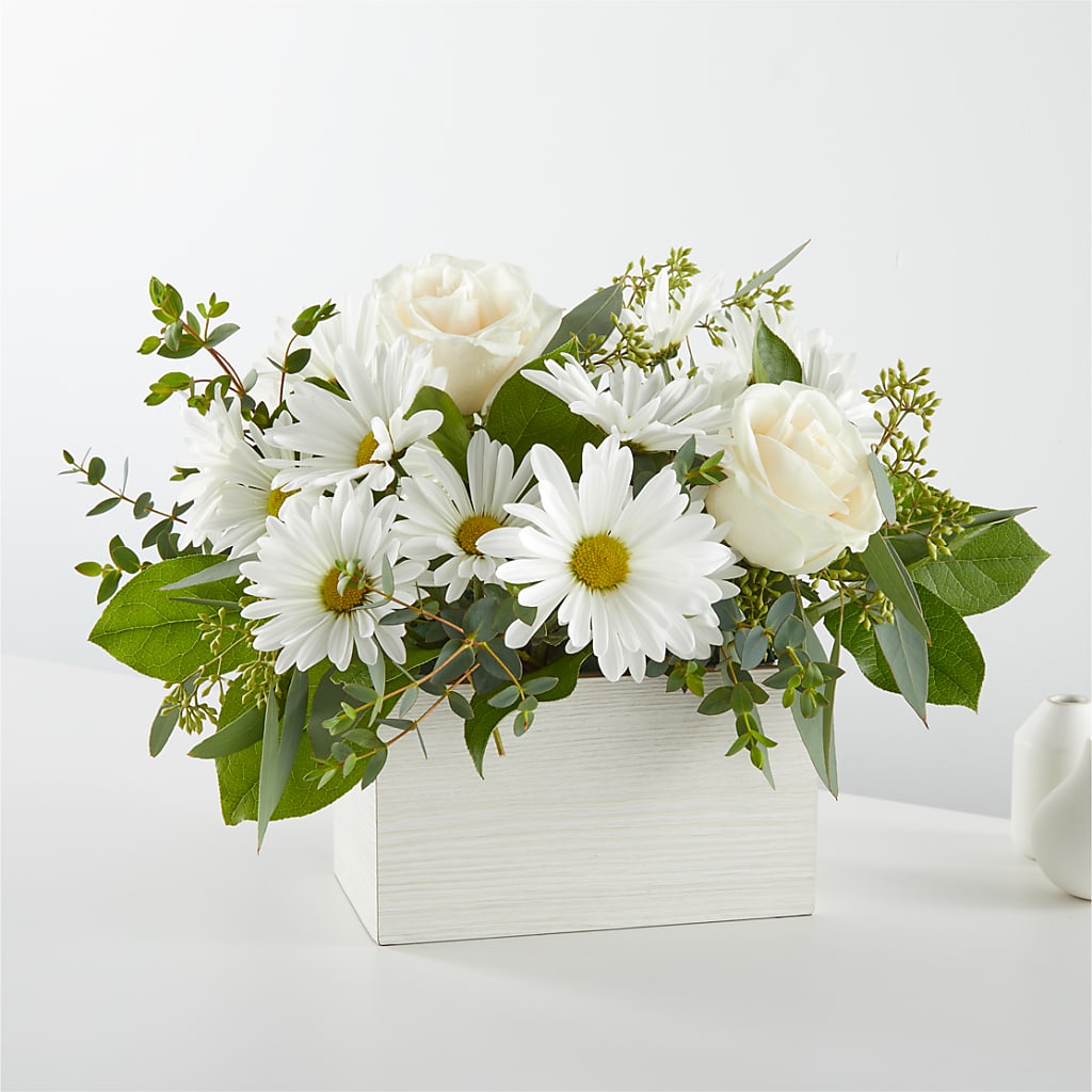 Fresh Linen Box Bouquet – ALISA'S UNIQUE DESIGNS, Spencer WV