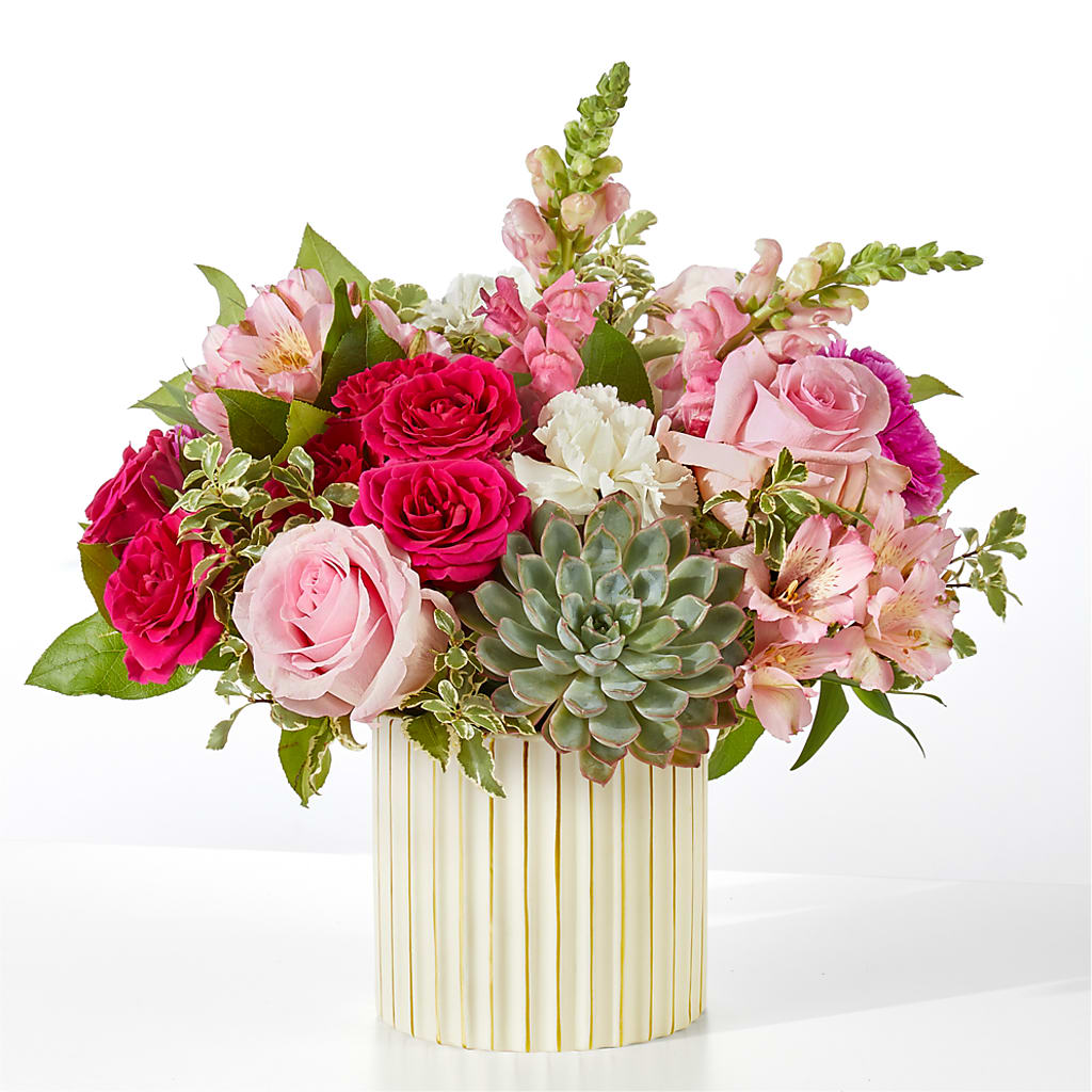 Magenta Musings Bouquet – ALISA'S UNIQUE DESIGNS, Spencer WV