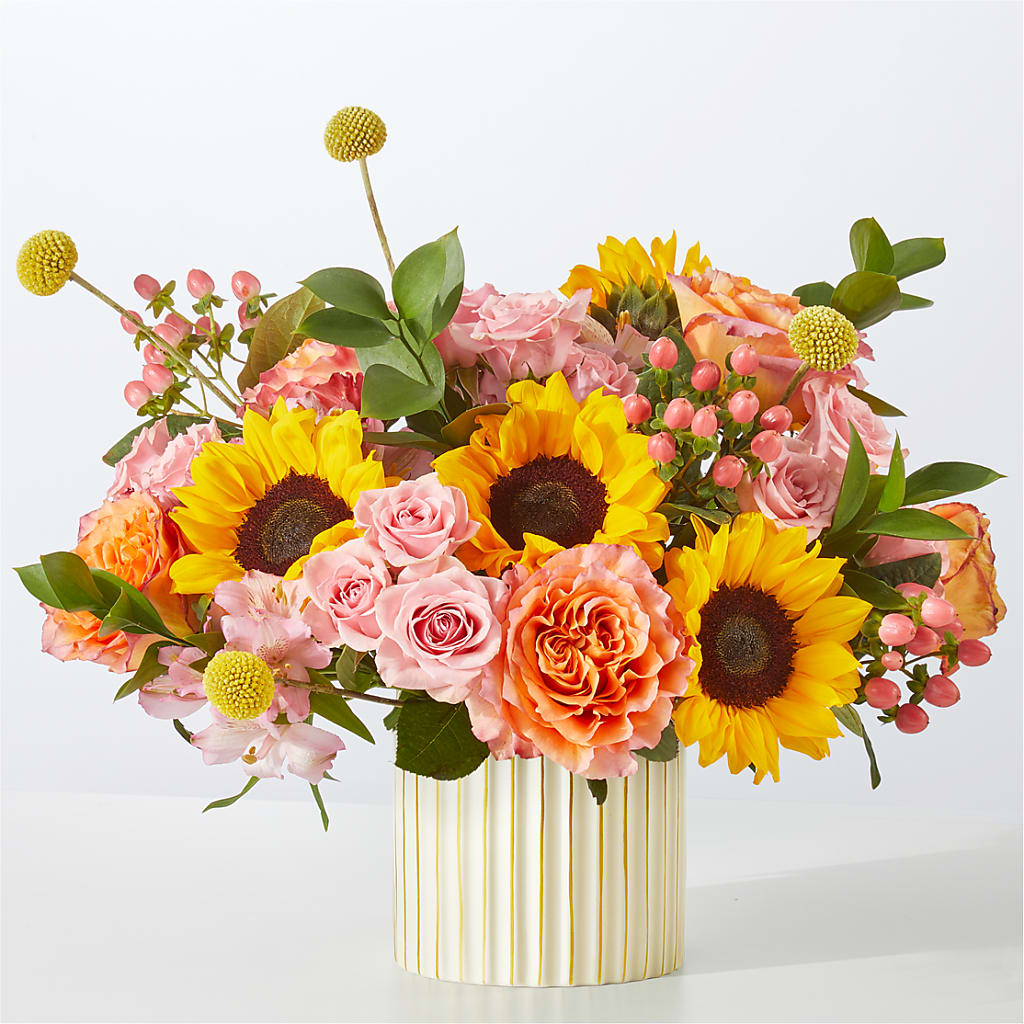 Sun's Out Bouquet – ALISA'S UNIQUE DESIGNS, Spencer WV