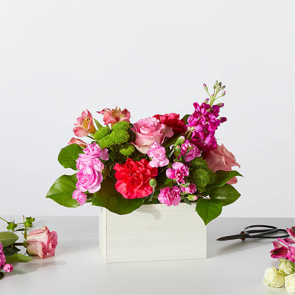 Sweetberry Box – A Florist Original – ALISA'S UNIQUE DESIGNS, Spencer WV