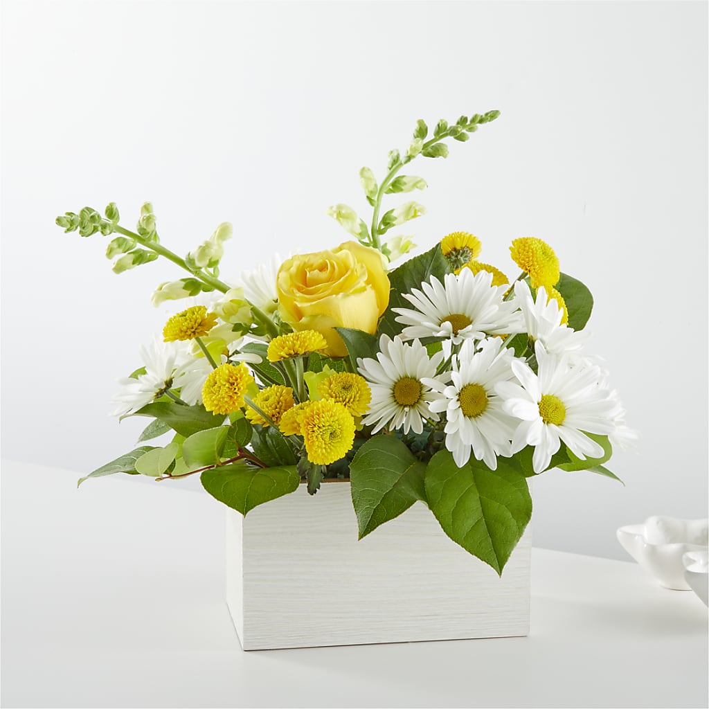 Sun Salutation Box Bouquet – ALISA'S UNIQUE DESIGNS, Spencer WV