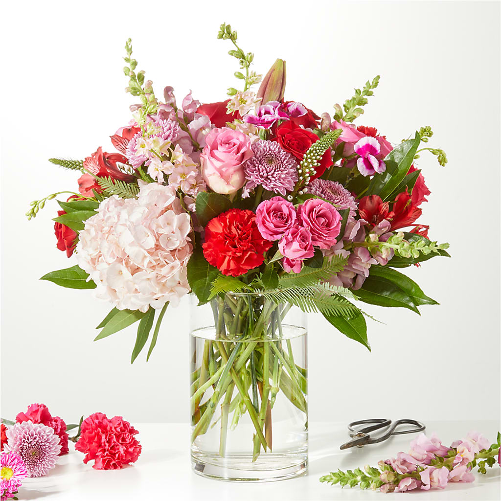 Swooning Over You - A Luxury Florist Original – ALISA'S UNIQUE DESIGNS, Spencer WV