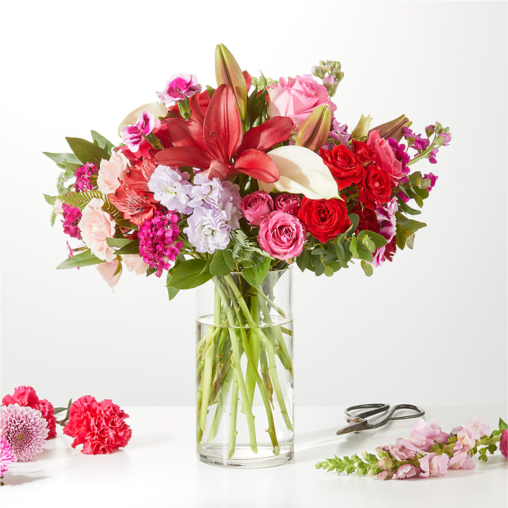 Swooning Over You - A Luxury Florist Original – ALISA'S UNIQUE DESIGNS, Spencer WV