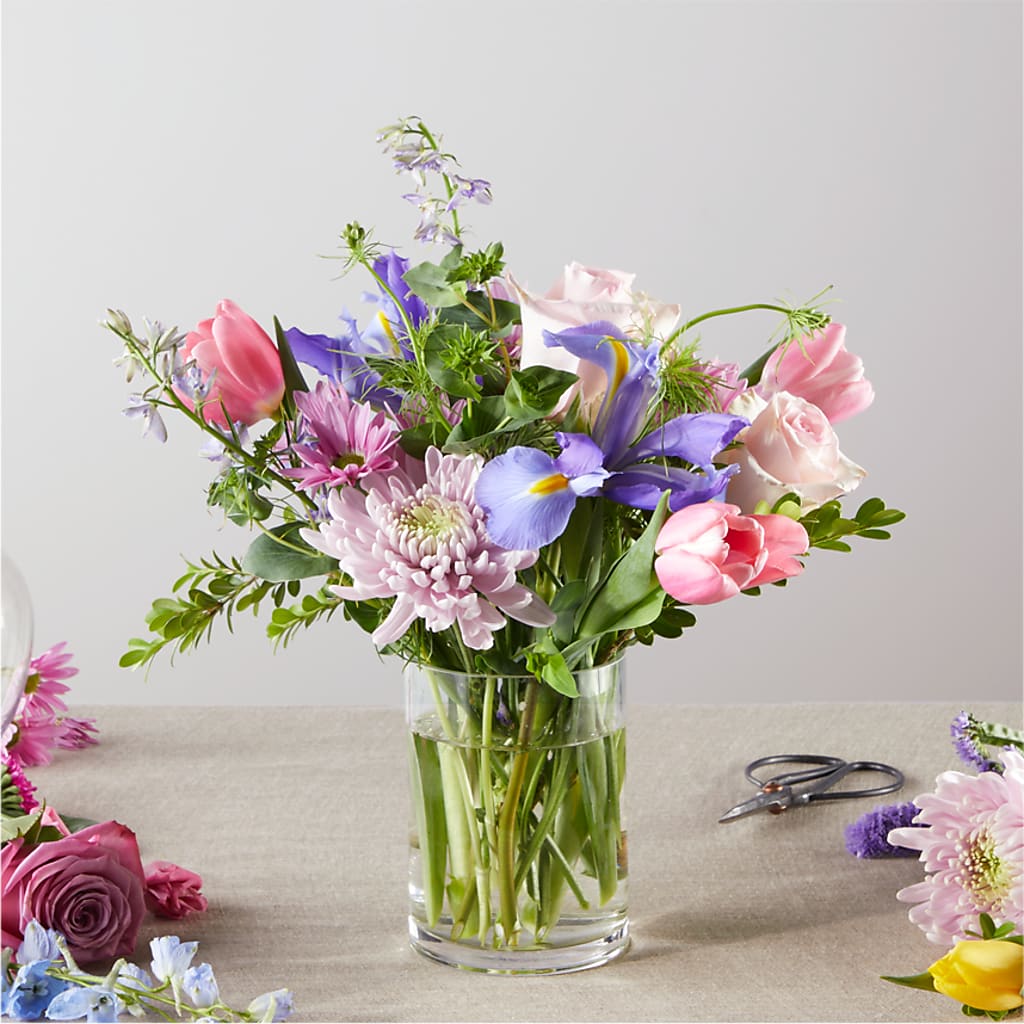 Pastel Tradition - A Florist Original – ALISA'S UNIQUE DESIGNS, Spencer WV