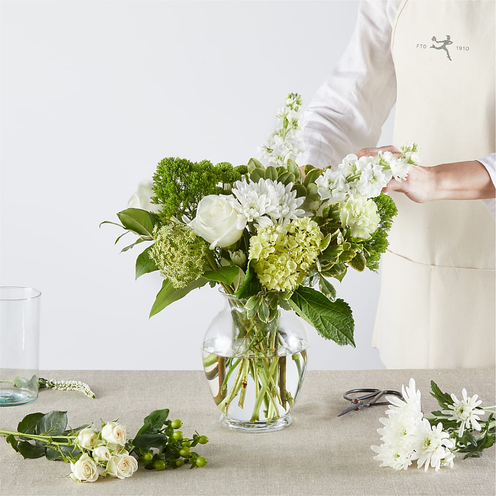 Irish Garden - A Florist Original – ALISA'S UNIQUE DESIGNS, Spencer WV
