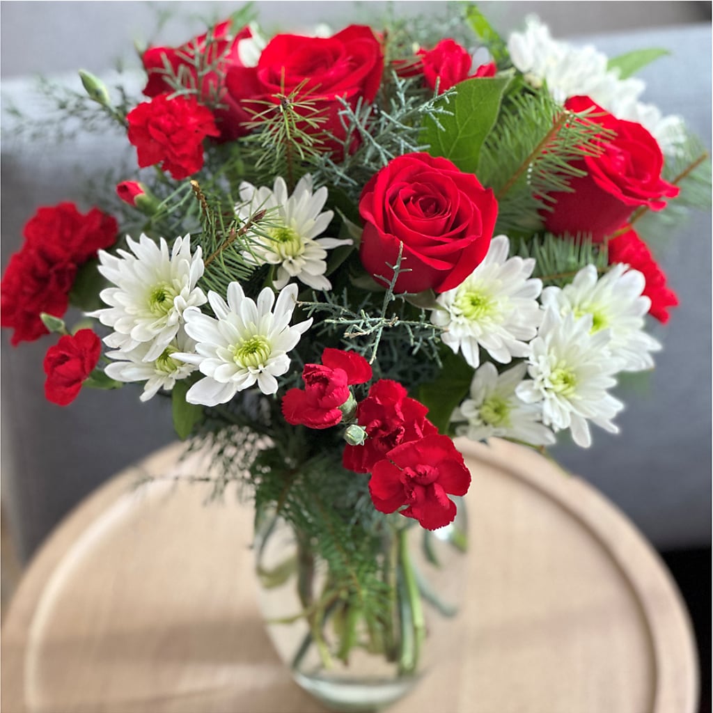 Seasonal Magic Bouquet – ALISA'S UNIQUE DESIGNS, Spencer WV