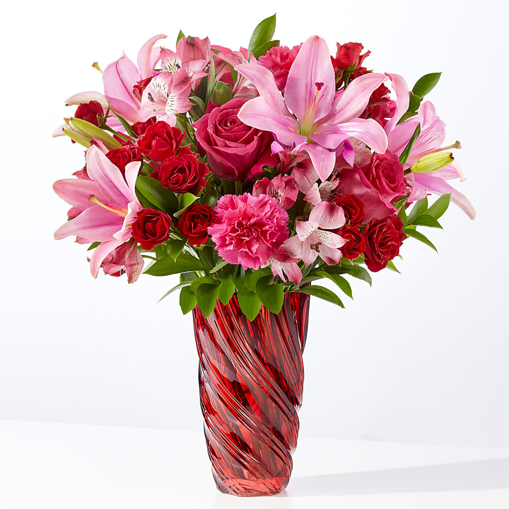 In Love Bouquet with Luxe Swirl Vase – ALISA'S UNIQUE DESIGNS, Spencer WV