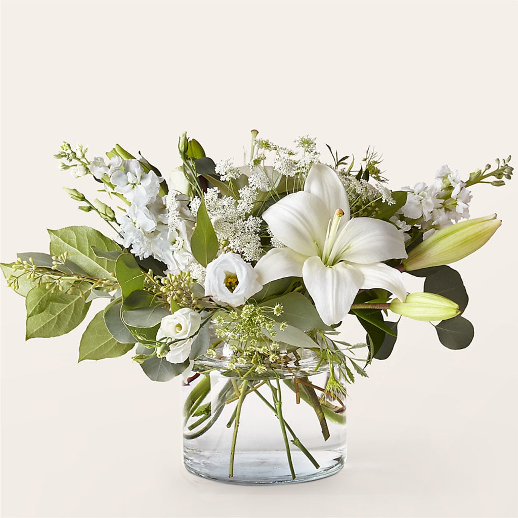 Alluring Elegance Bouquet – ALISA'S UNIQUE DESIGNS, Spencer WV