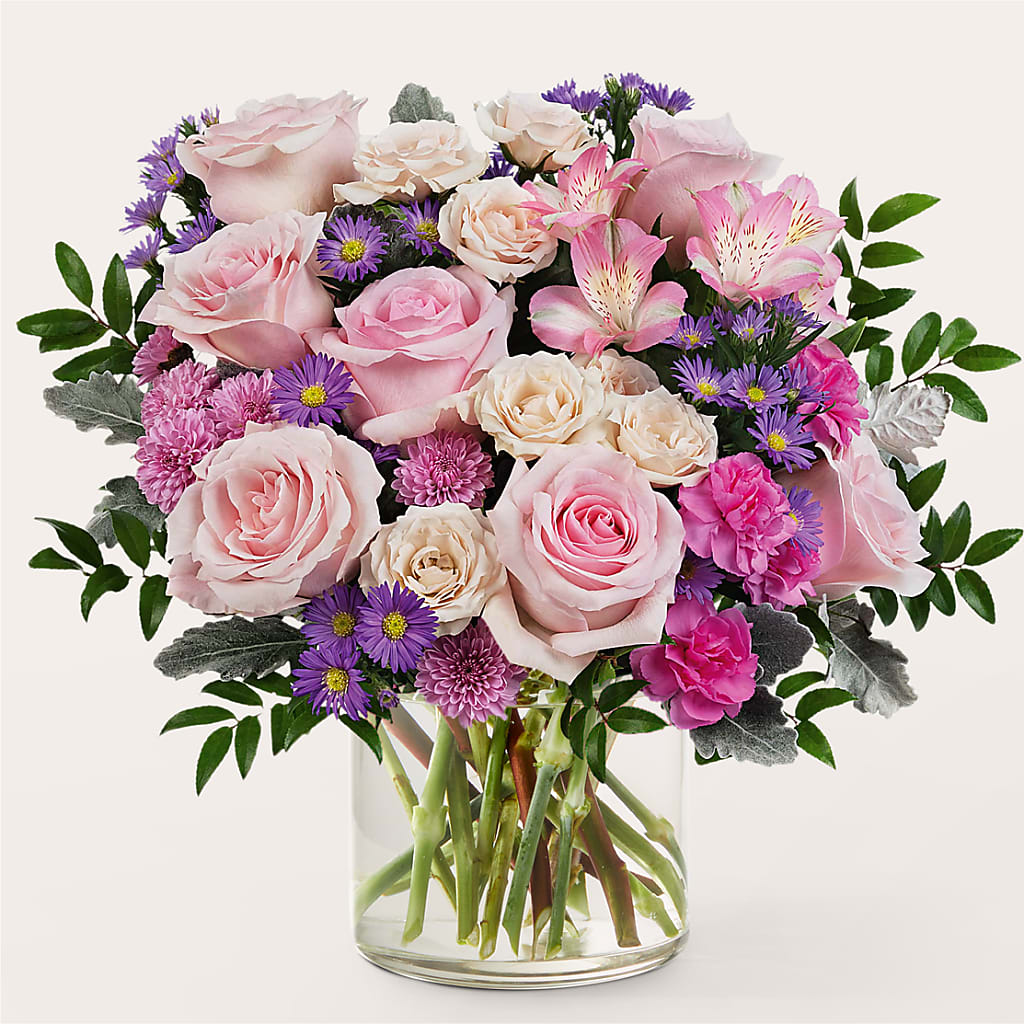 Light as a Feather Bouquet – ALISA'S UNIQUE DESIGNS, Spencer WV