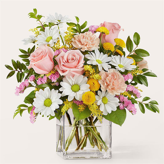 Country Cottage Bouquet – ALISA'S UNIQUE DESIGNS, Spencer WV