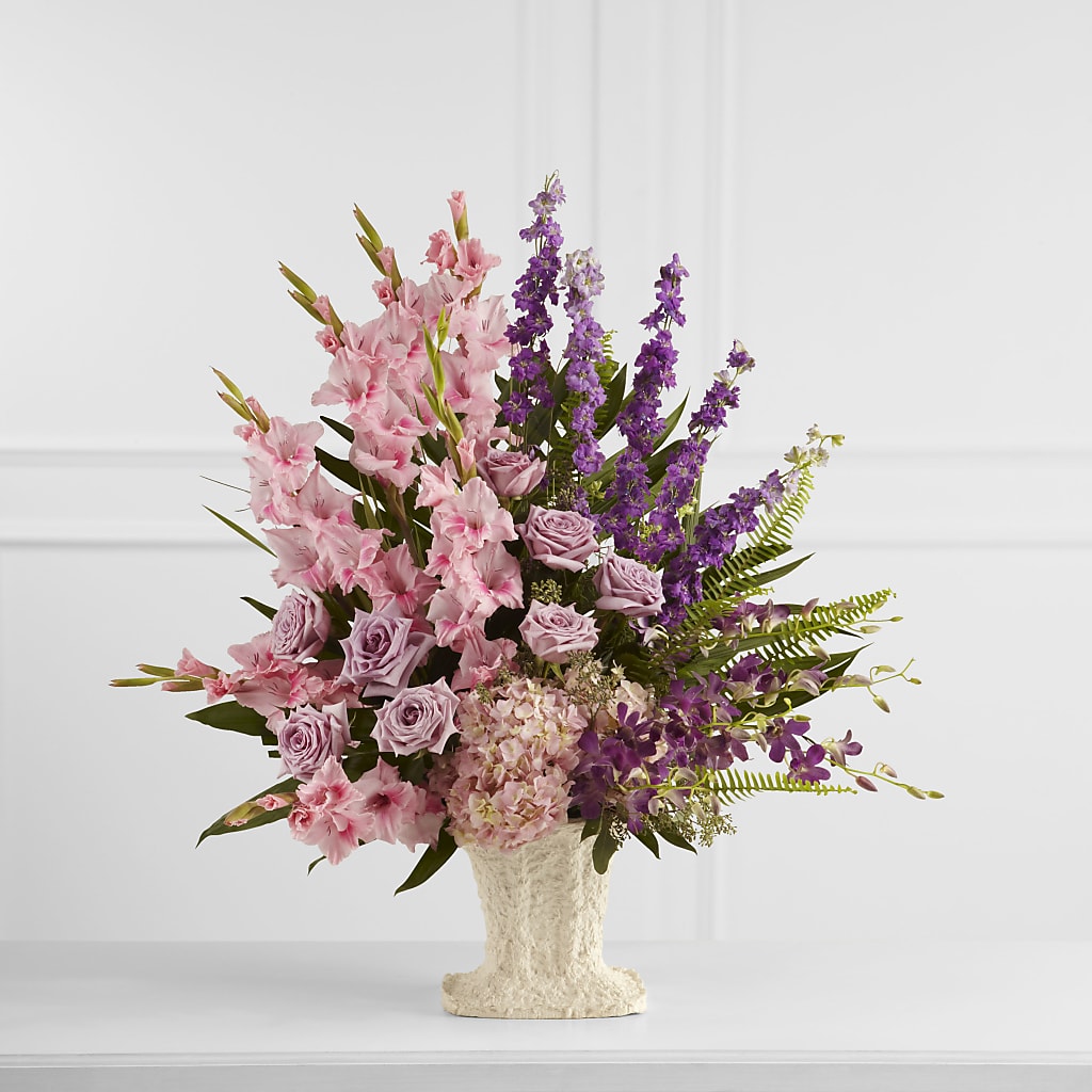 Flowing Garden Arrangement – ALISA'S UNIQUE DESIGNS, Spencer WV