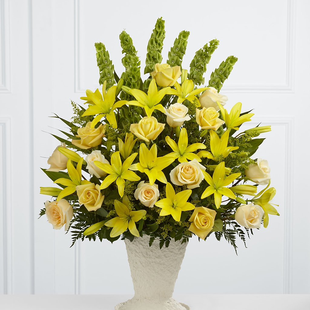 Golden Memories Arrangement – ALISA'S UNIQUE DESIGNS, Spencer WV