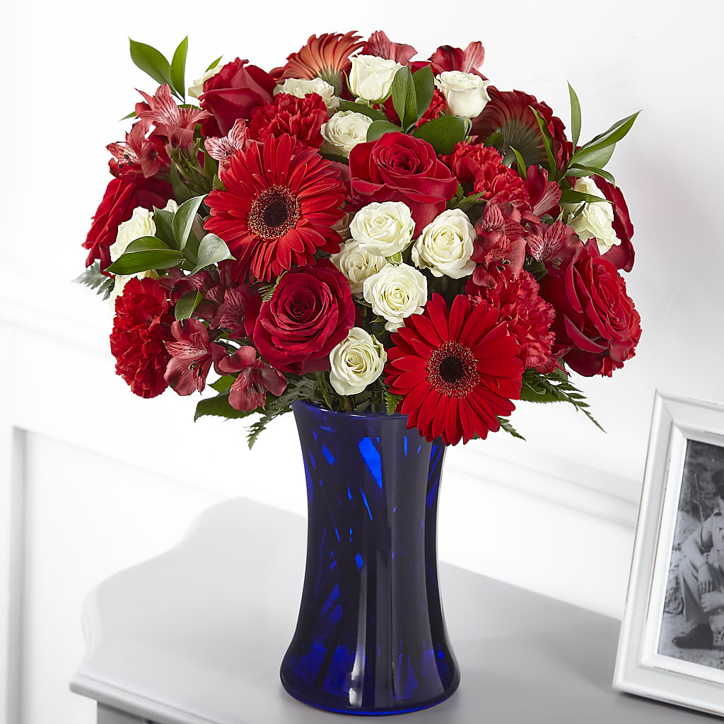 Hearts Embrace Bouquet – ALISA'S UNIQUE DESIGNS, Spencer WV