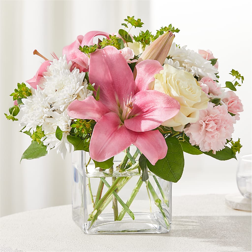 By Your Side Bouquet – ALISA'S UNIQUE DESIGNS, Spencer WV