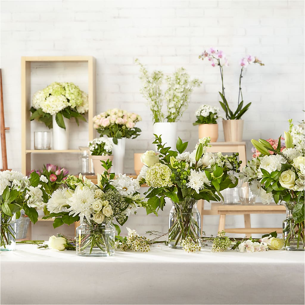 Classic Ivory – A Florist Original – ALISA'S UNIQUE DESIGNS, Spencer WV