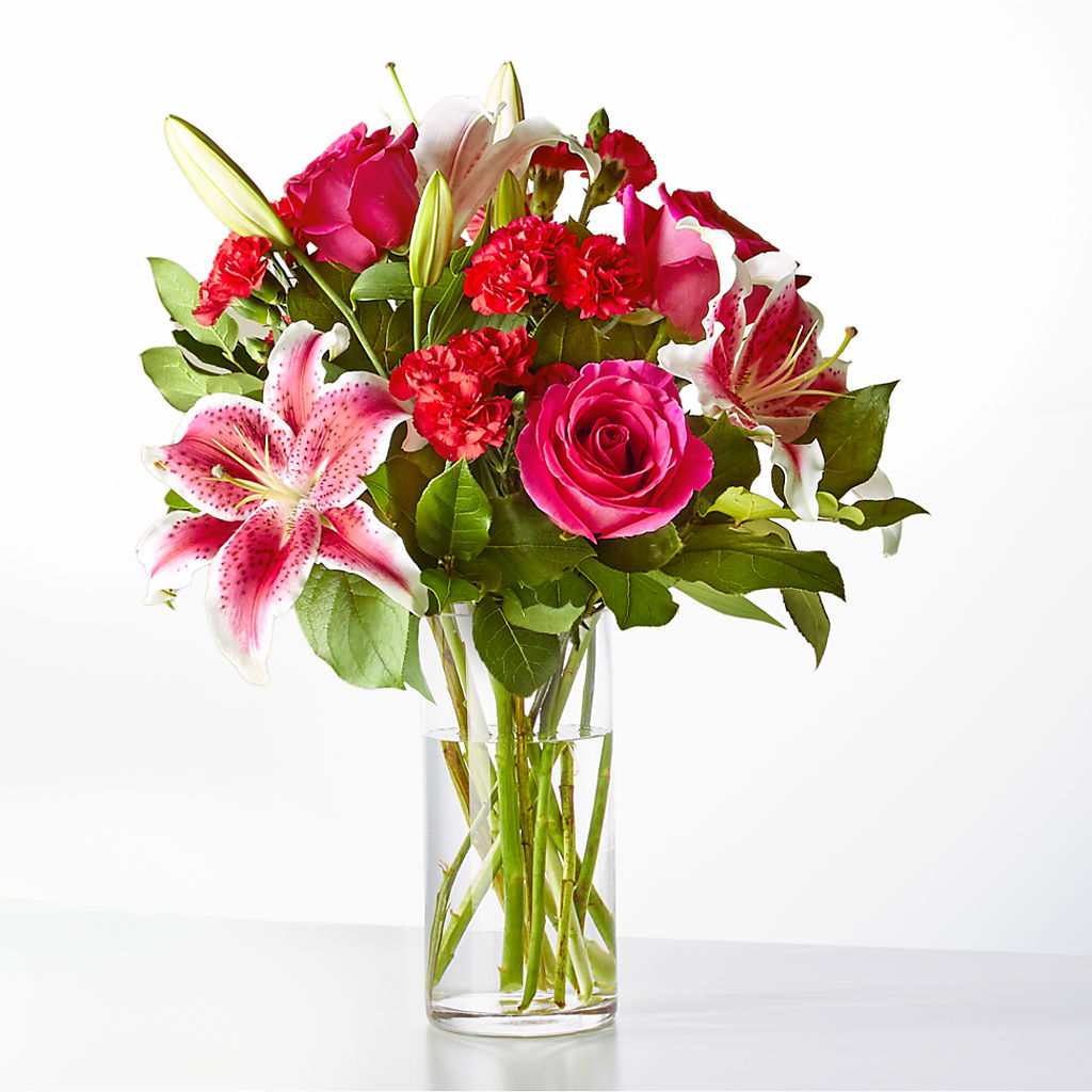 Love at First Sight Bouquet – ALISA'S UNIQUE DESIGNS, Spencer WV