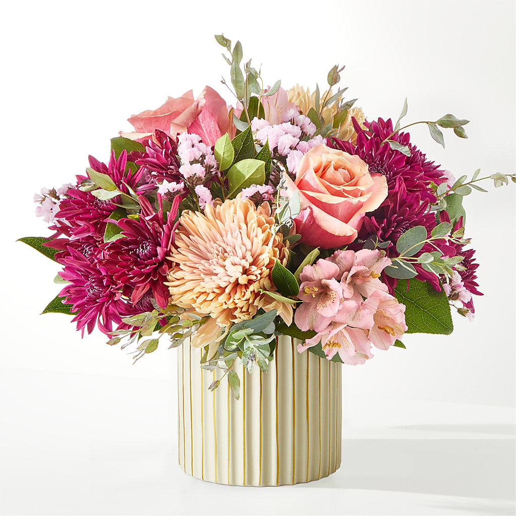 Berry Cobbler Bouquet with Ivory Vase – ALISA'S UNIQUE DESIGNS, Spencer WV