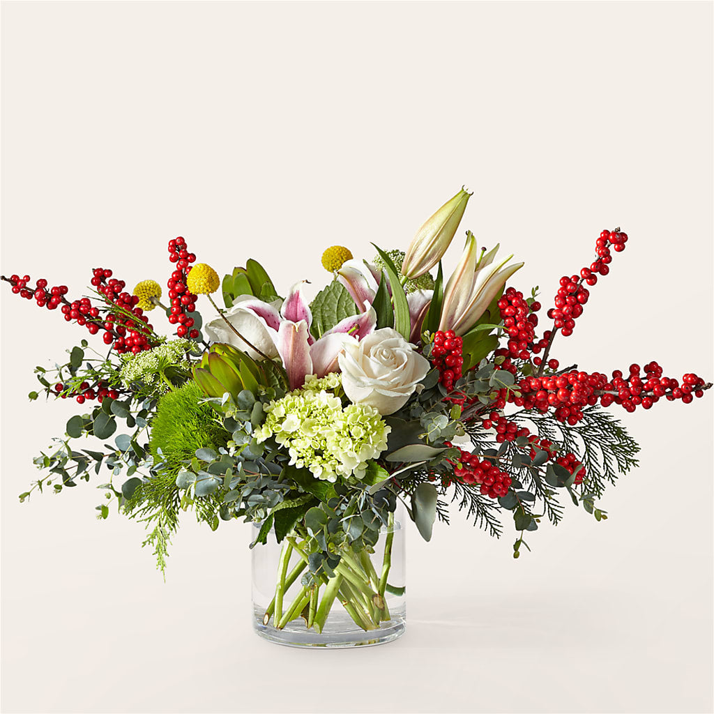 Berry & Bright Bouquet – ALISA'S UNIQUE DESIGNS, Spencer WV