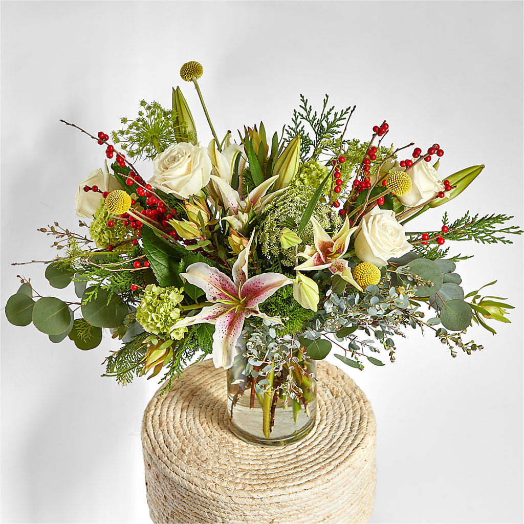 Berry & Bright Bouquet – ALISA'S UNIQUE DESIGNS, Spencer WV