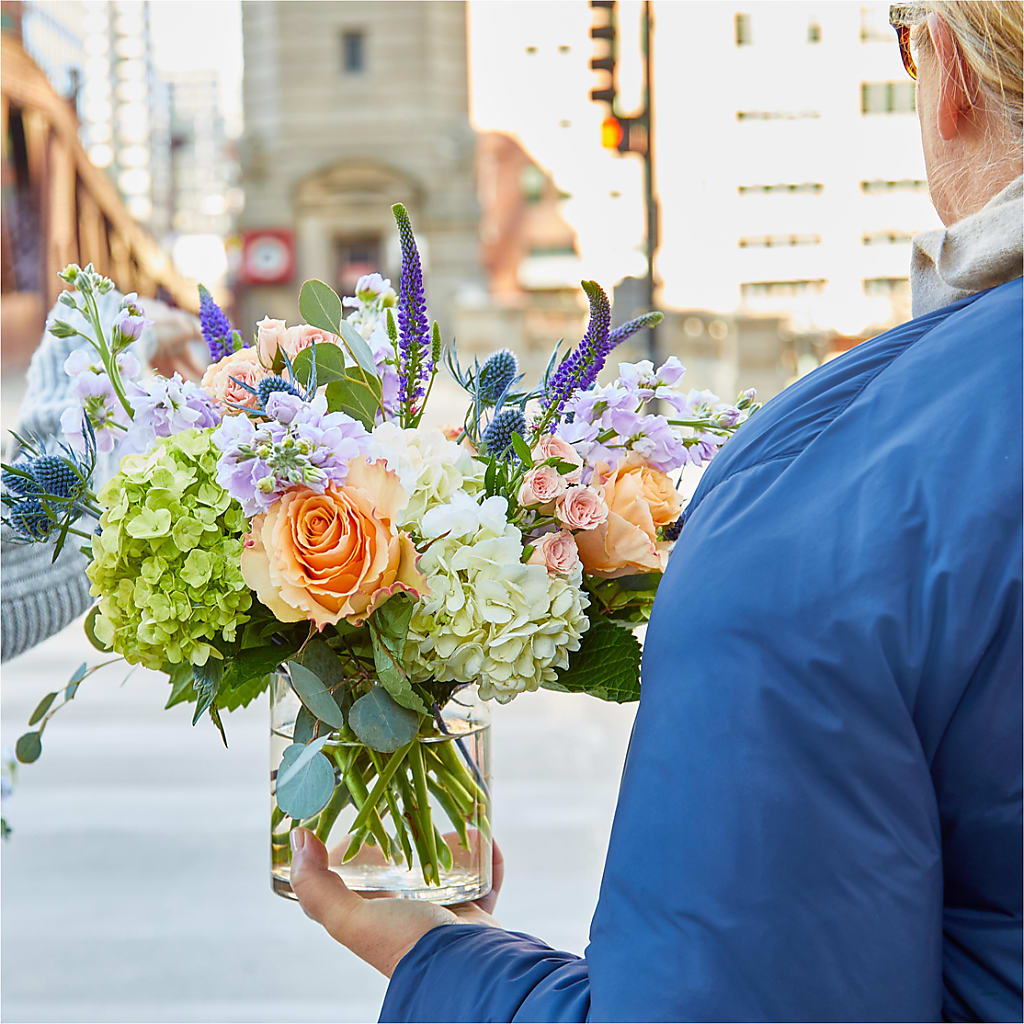 Porch Swing Bouquet – ALISA'S UNIQUE DESIGNS, Spencer WV
