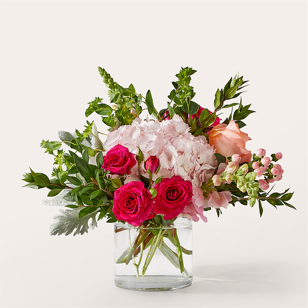 Glitz & Glam Bouquet – ALISA'S UNIQUE DESIGNS, Spencer WV