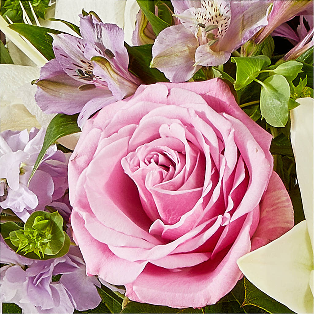 Daydreamer Bouquet – ALISA'S UNIQUE DESIGNS, Spencer WV