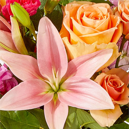 Bisous Bouquet – ALISA'S UNIQUE DESIGNS, Spencer WV