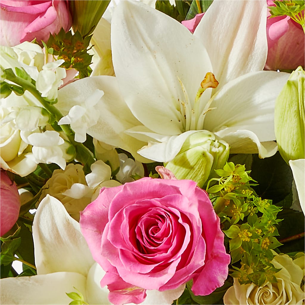 Fondly Bouquet – ALISA'S UNIQUE DESIGNS, Spencer WV