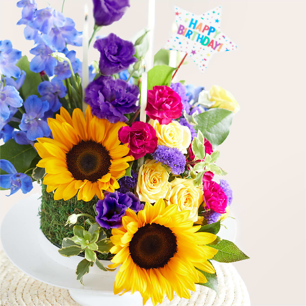 Star of the Day Floral Cake – ALISA'S UNIQUE DESIGNS, Spencer WV