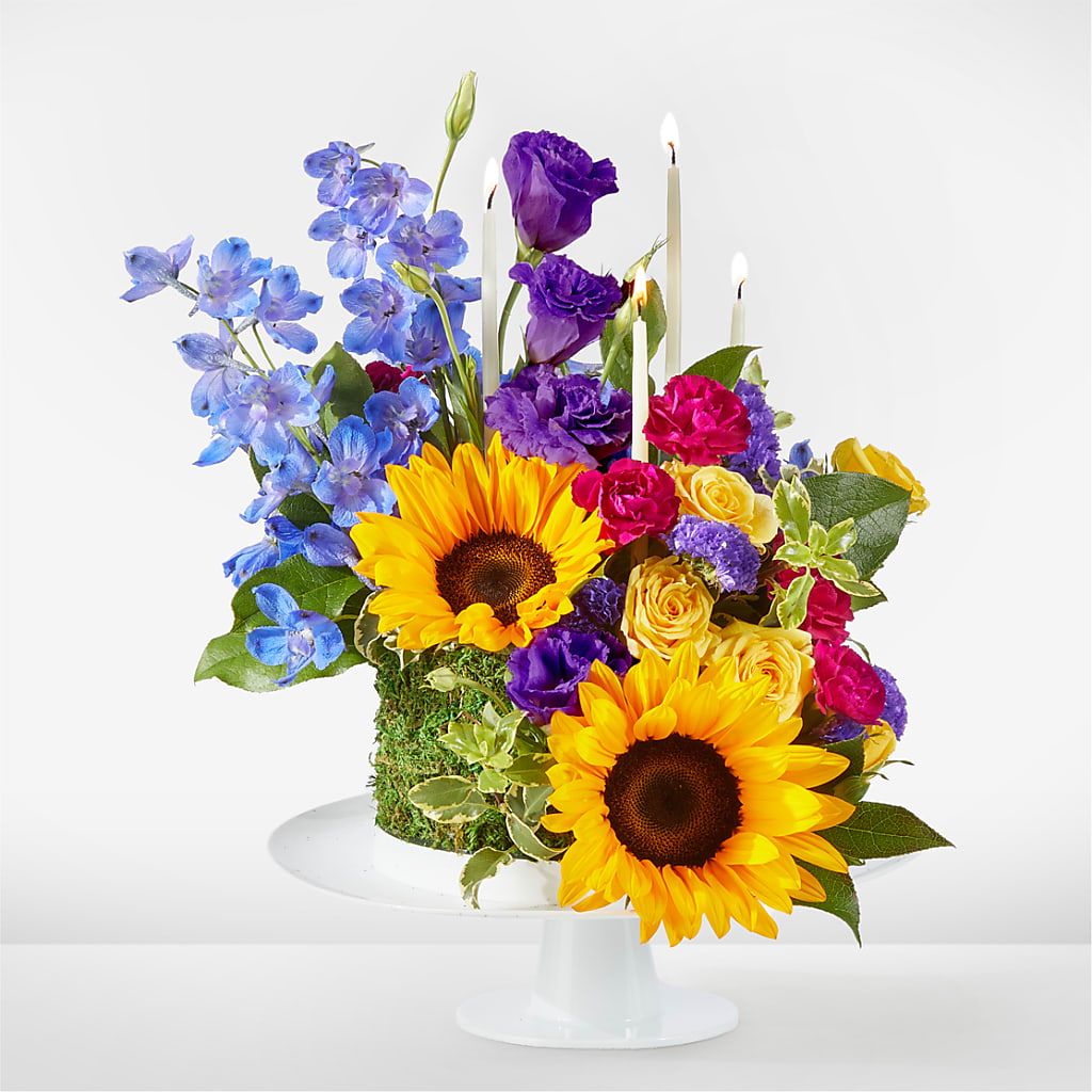 Star of the Day Floral Cake – ALISA'S UNIQUE DESIGNS, Spencer WV