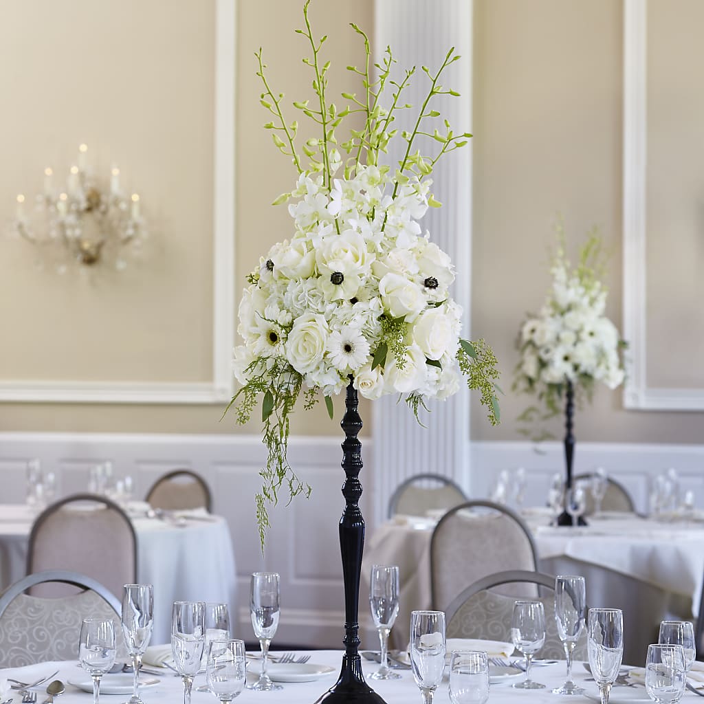 Regency Centerpiece – ALISA'S UNIQUE DESIGNS, Spencer WV
