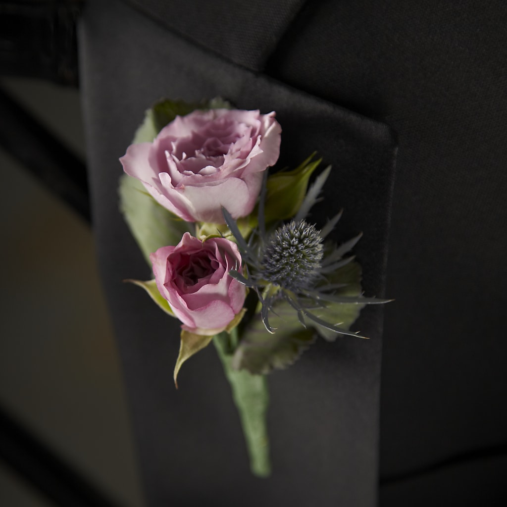 Veronica Boutonniere – ALISA'S UNIQUE DESIGNS, Spencer WV