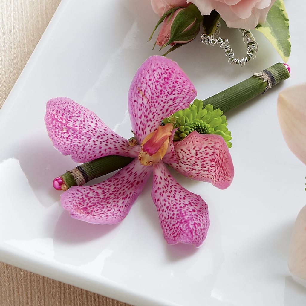 Pink Mokara Boutonniere – ALISA'S UNIQUE DESIGNS, Spencer WV