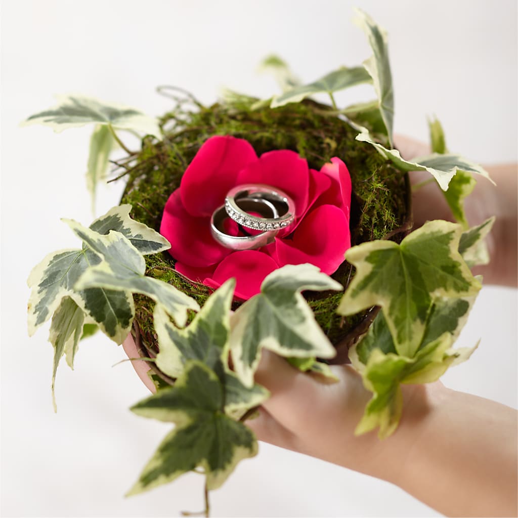 Lila Rose Ring Nest – ALISA'S UNIQUE DESIGNS, Spencer WV