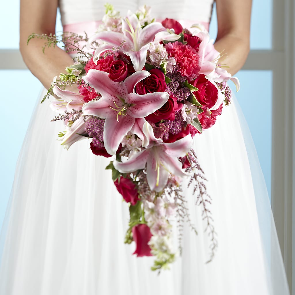 Lily & Rose Bouquet – ALISA'S UNIQUE DESIGNS, Spencer WV