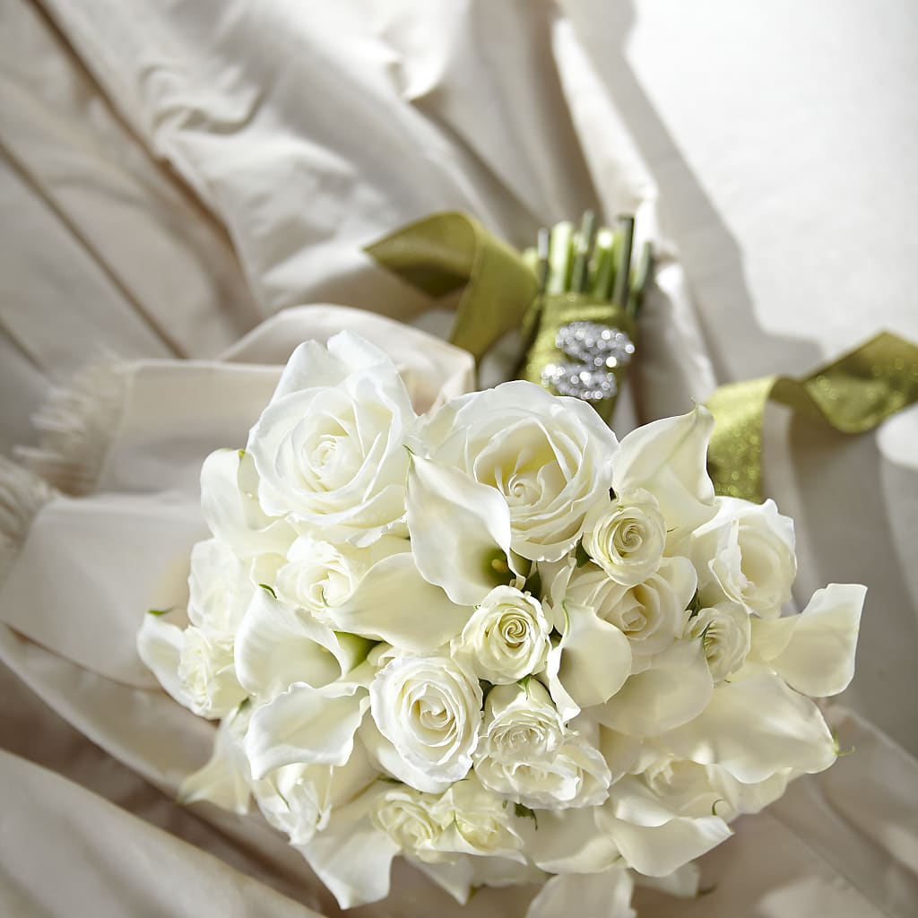 Serene Highness Bouquet – ALISA'S UNIQUE DESIGNS, Spencer WV
