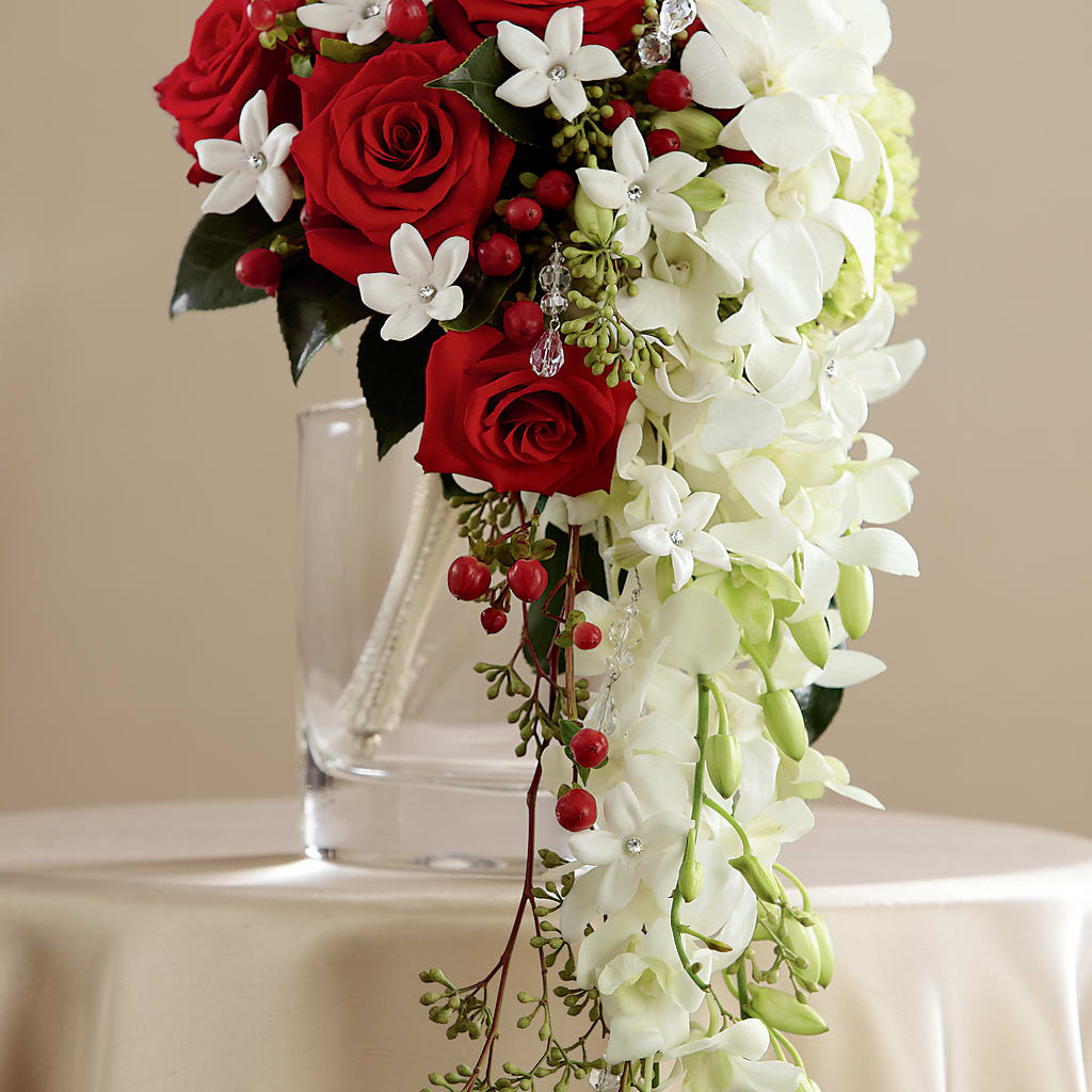 Here Comes the Bride Bouquet – ALISA'S UNIQUE DESIGNS, Spencer WV